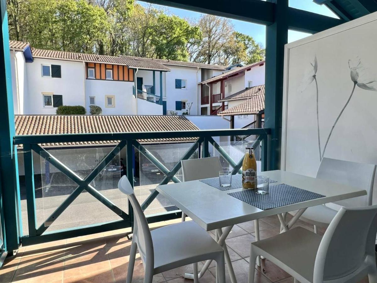 Appartement T2 A Cambo-Les-Bains Avec Piscine, Terrasse Et Parking Prive, Proche Des Thermes - Fr-1-495-82 Eksteriør billede